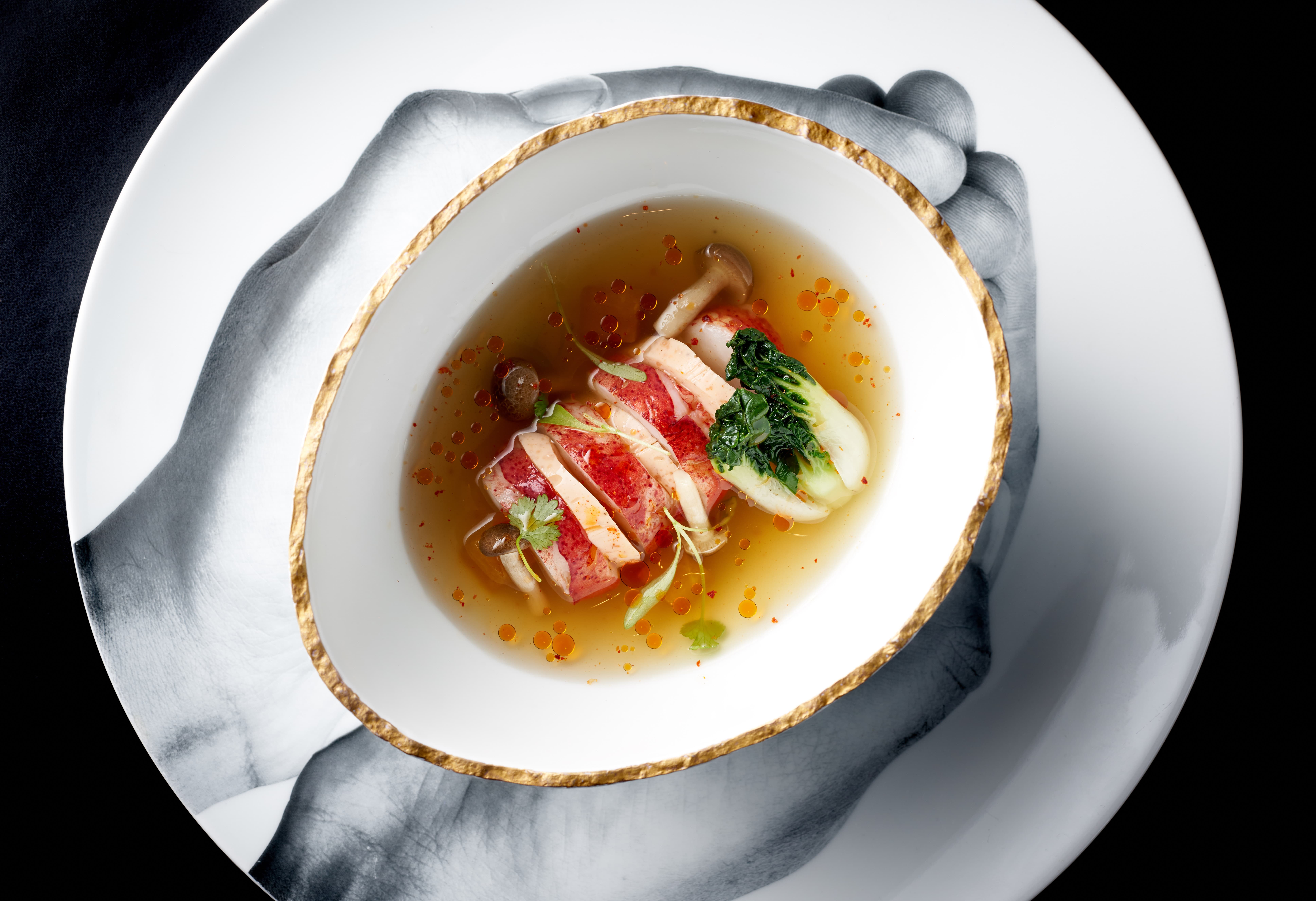 L_ATELIER_LE_HOMARD_Poached_Maine_Lobster,_anise_hyssop_broth,_summer_vegetables_(Credit_L_Atelier).jpg